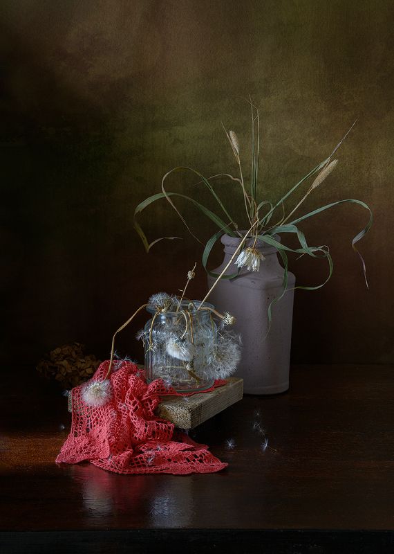 одуванчики, банка, салфетка, трава, ваза  фото превью