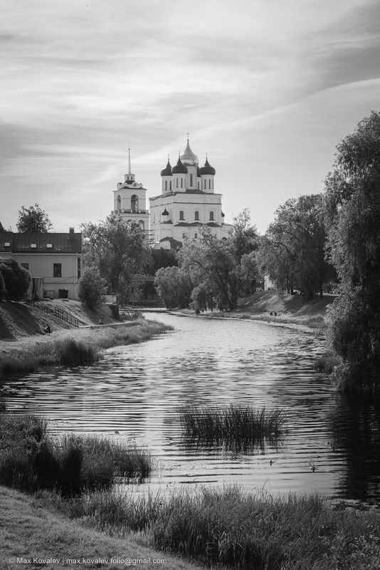 pskov region, russia, building, cathedral, church, summer, temple, псков, пскова река, псковская область, россия, троицкий собор во пскове, здание, лето, собор, храм, церковь Летний Псков фото превью