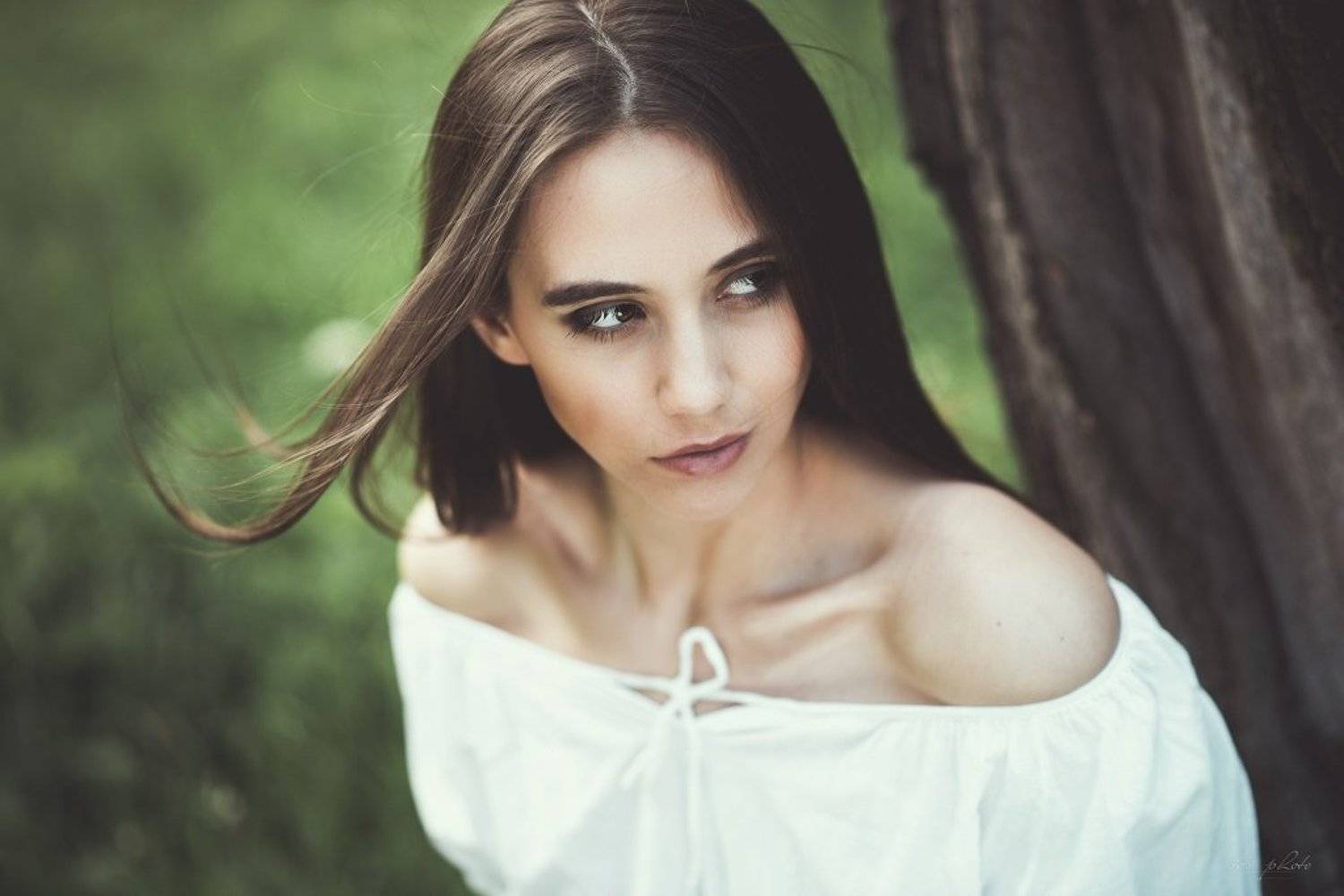 Brunette, Portrait, Izabela Bilinska