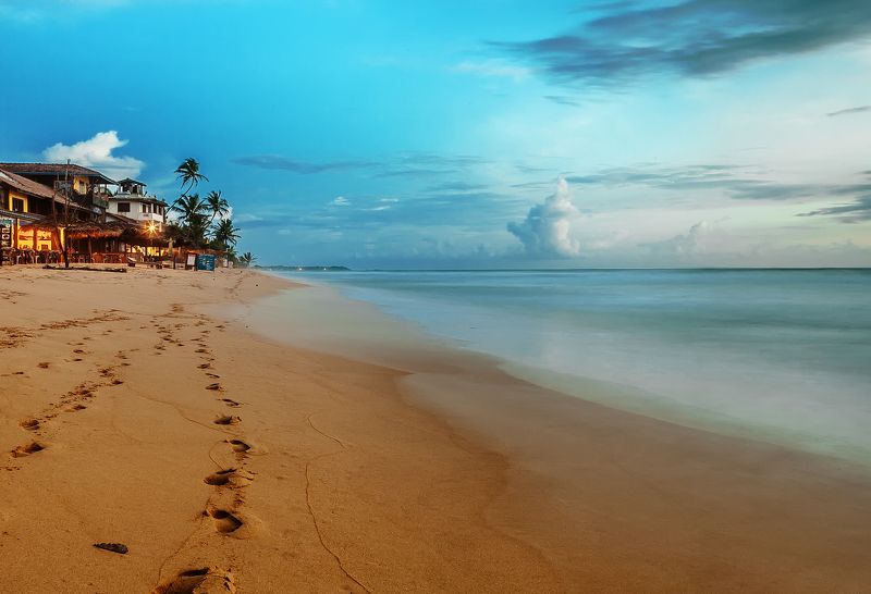 Шри-ланка, путешествие, пальмы, облака, океан Ночь на Шри-ланке фото превью