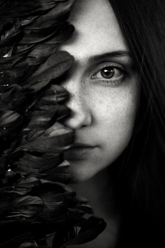 Темная сторона фото превью