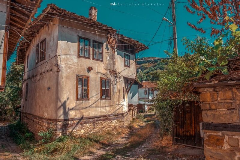 old,building,light,blue,sky, Old фото превью