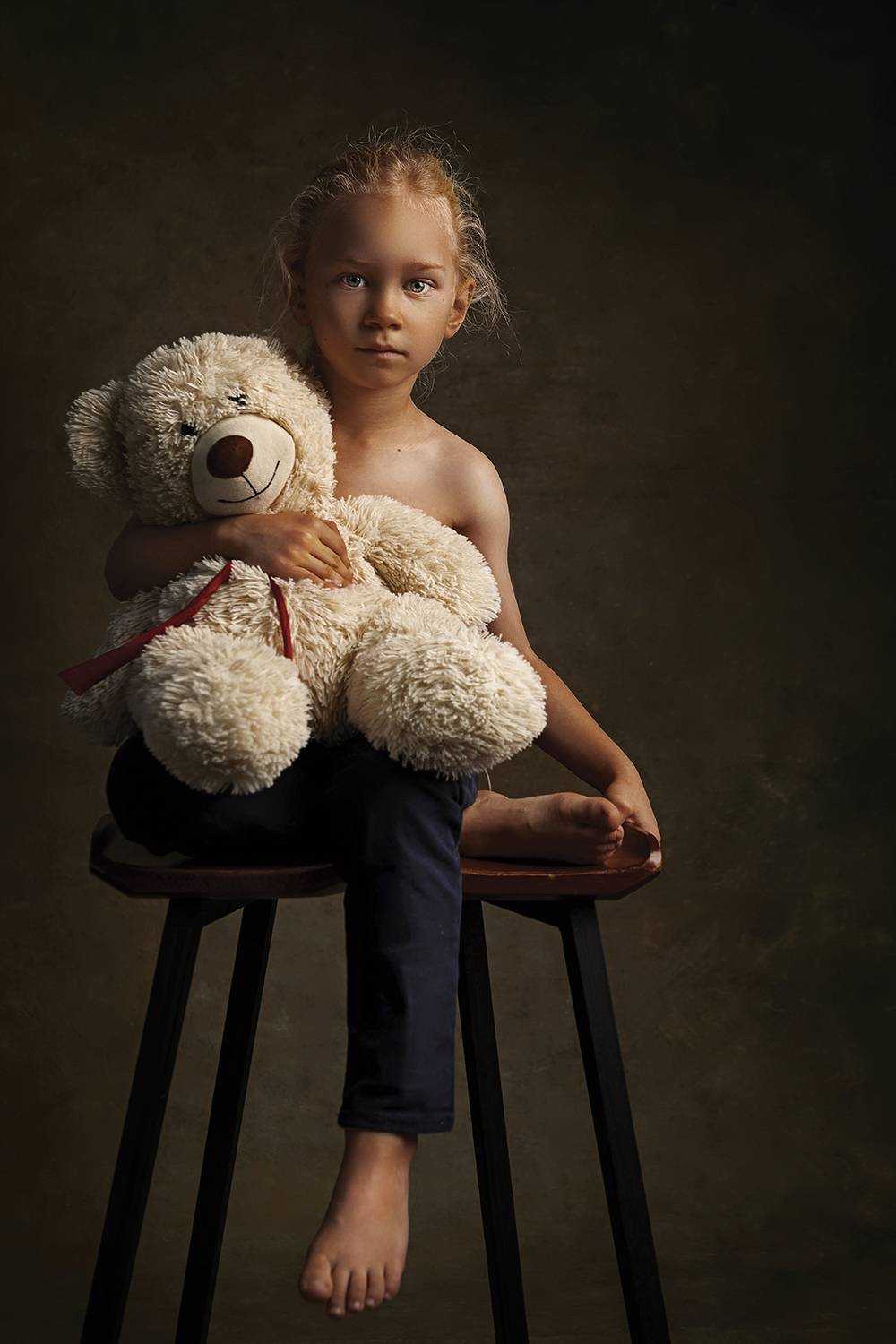 , Антон Леонов