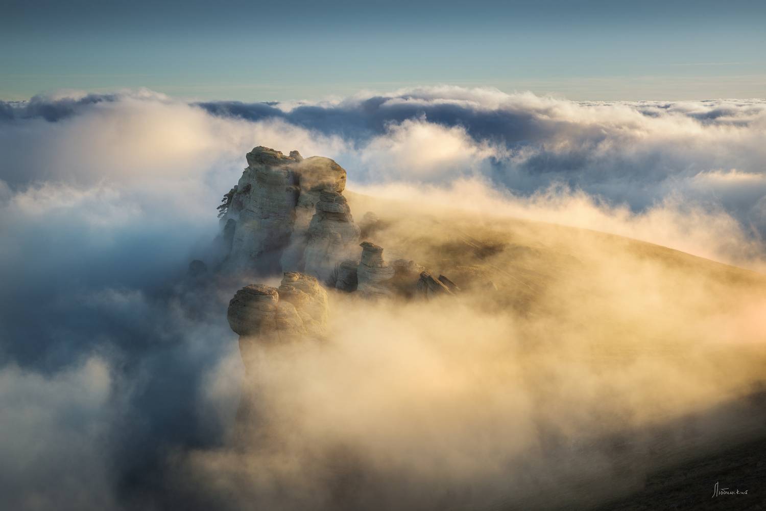 крым, алушта, закат, туман, скалы, пейзаж, демерджи, аленга, горы, фототур, Любимский Роман