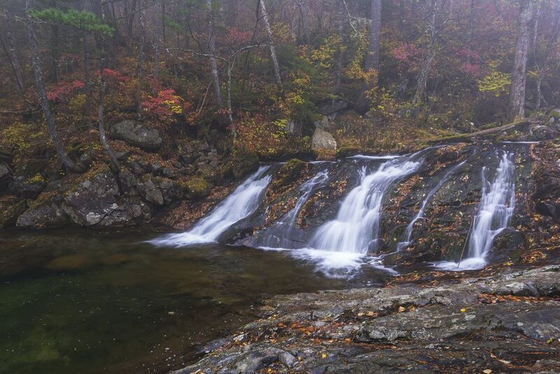водопад, туман, тайга  фото превью