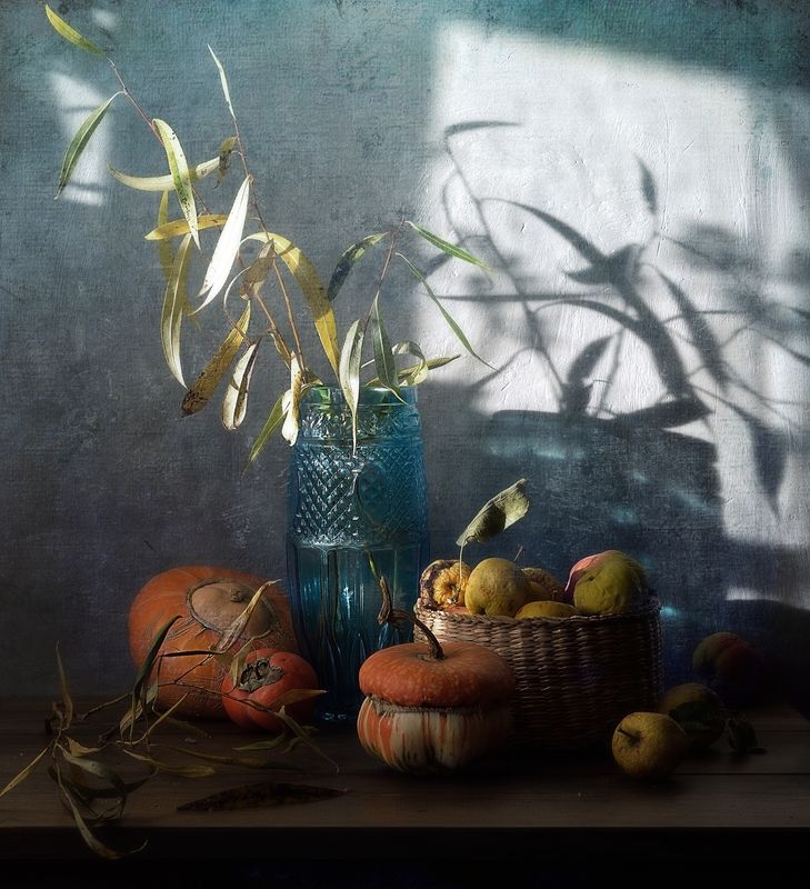 натюрморт,осень,тыквы,яблоки,тени Осенний свет... фото превью