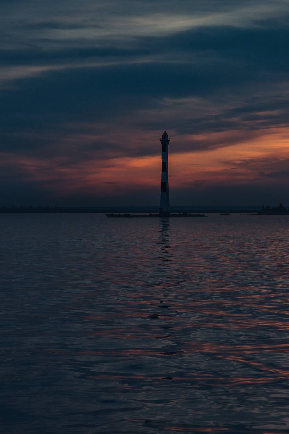 маяк Финский залив закат,  Мария