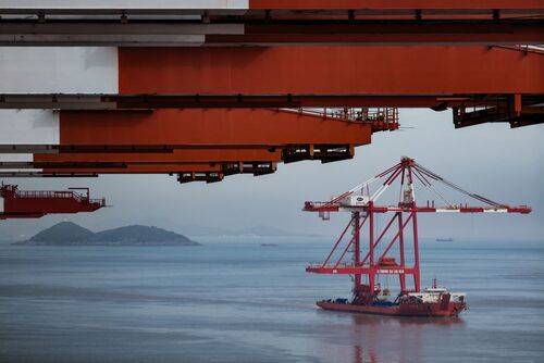 The cranes have arrived IV