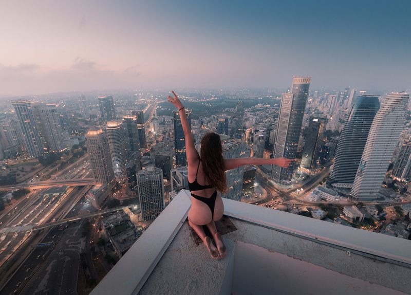Tel Aviv, Israel, roof, rooftop, girl, woman, portrait, city, cityscape, urban, urbex Skyline walks фото превью