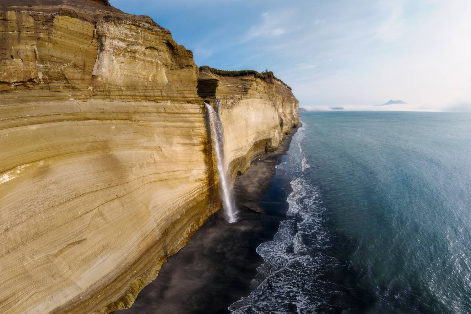 кунашир, сахалин, сахалинская область, курилы, курильские острова, клиф, kuril islands, far east, дальний восток, kunashir, головнинский клиф, Телешов Александр