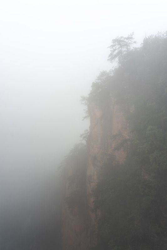 Завораживающий мир каменных Исполинов Чжанцзяцзе… The fascinating world of the stone Giants of Zhangjiajie... фото превью