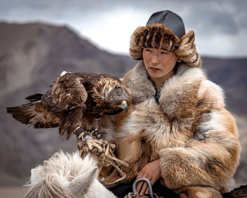 золотой орел, монголия, охотник, охотник с беркутами Молодой беркутчи. фото превью