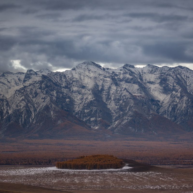 Стена Хорьдолын Сарьдаг фото превью