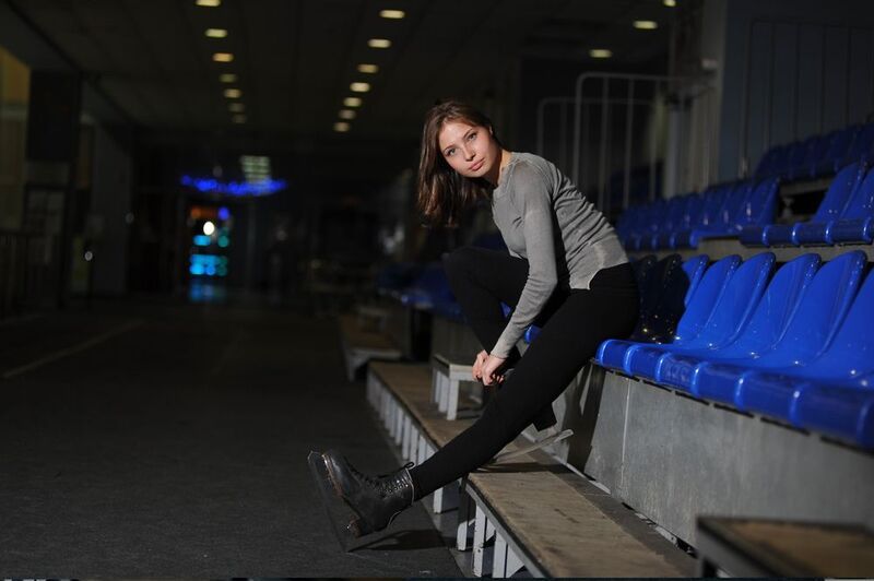 Фигуристка фото превью