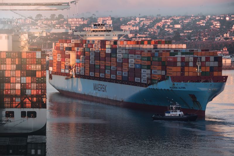 Leaving the Grid фото превью