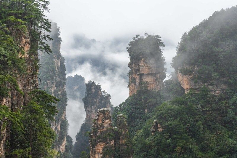 Завораживающий мир каменных Исполинов Чжанцзяцзе… The fascinating world of the stone Giants of Zhangjiajie... фото превью