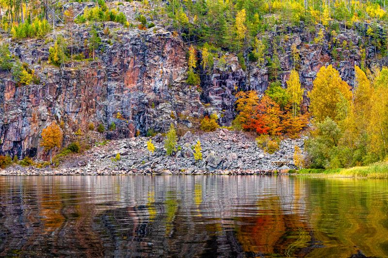 Ладога, Осень, Деревья, Отражения Краски осени фото превью