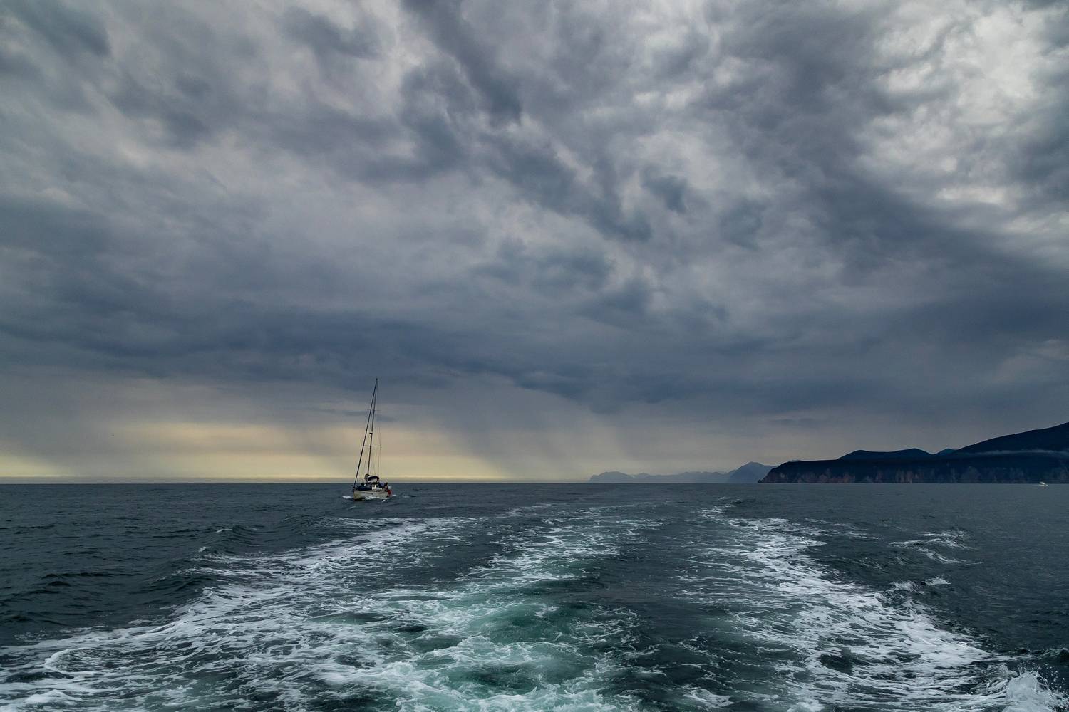 камчатка, тихий океан, яхта, путешествие, вода, волна, след, Подосинников Максим