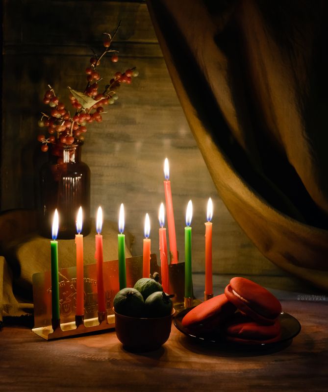 натюрморт, ханука, праздник света, свечи, ханукия Символы Хануки фото превью