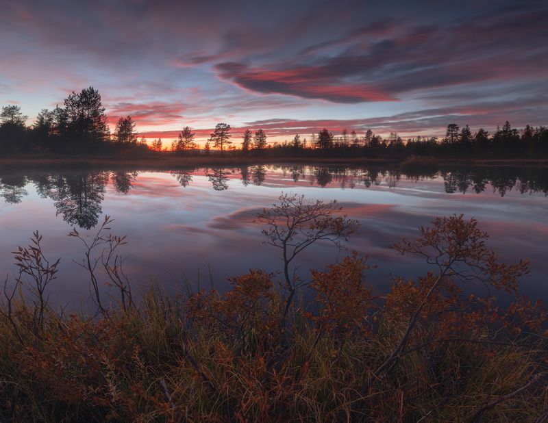 Апатиты, север,россия,сентябрь,кольский, пейзаж ,закат,отражение, осень Сентябрьский закат  фото превью
