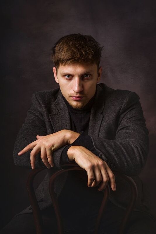 мужчина, портрет, студия  фото превью