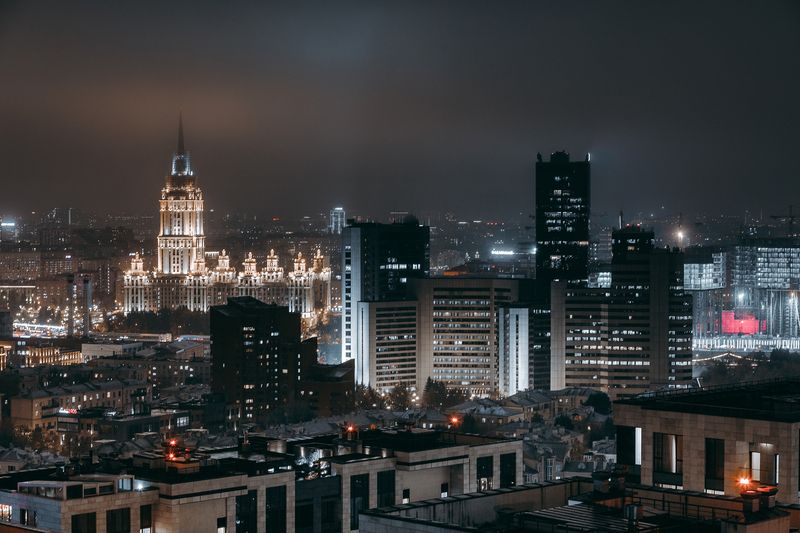 Ночная Москва 2025. Вид на гостиницу Украина с ЖК Life Time фото превью
