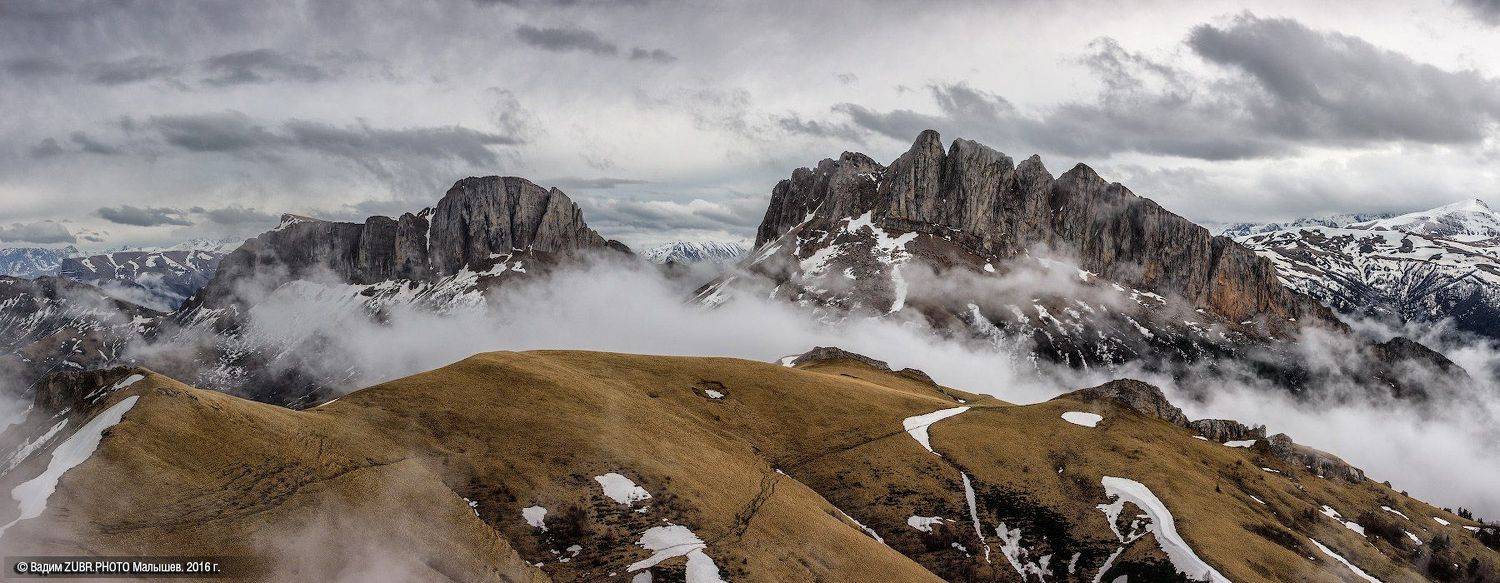 Zubr.photo, Ачешбок, Большой Тхач, Весна, Горы, Кавказ, Облака, Скалы, Чертовы ворота, Вадим ZUBR Малышев