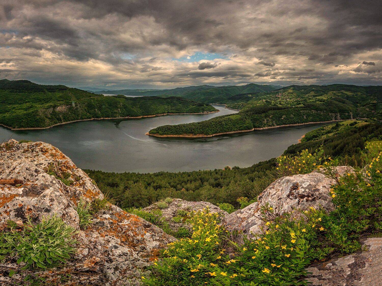 Плотины формы. Автор: Svilen Simeonov , Svilen Simeonov