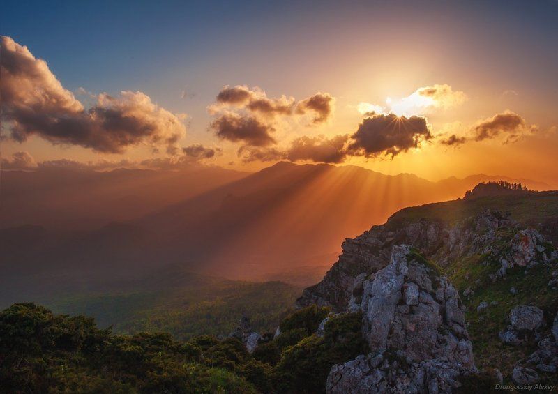 Закатные лучи фото превью