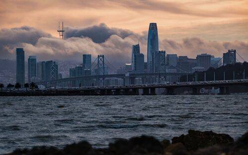 Sutro Lights, Salesforce Shadows