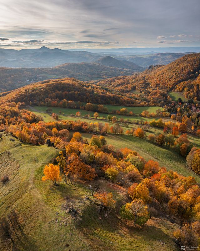 Above Autumn фото превью