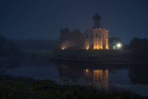 Забрезжил рассвет