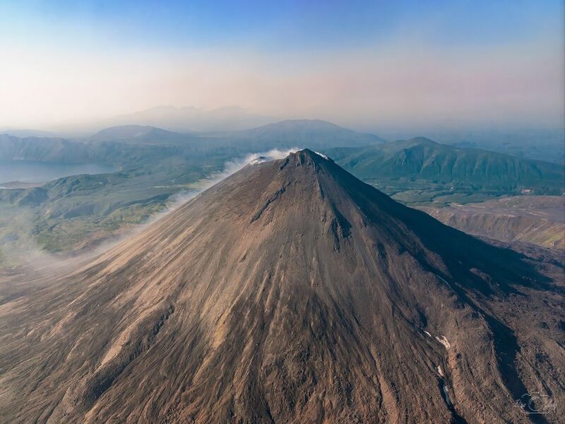 камчатка, вулканы Дым под горой фото превью