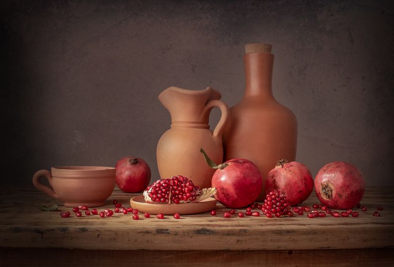 Still life, Sweet,  pomegranate, red, light, textures Sweet pomegranate фото превью