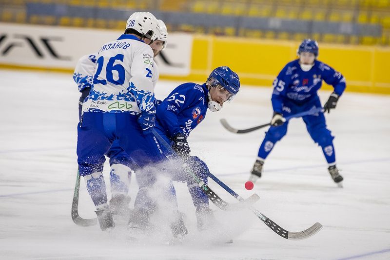 xxxiv чемпионат россии по хоккею с мячом. суперлига - 2025-2026, хк динамо, москва - хк ак барс-динамо, казань. 22.01.2025 XXXIV Чемпионат России по хоккею с мячом. Суперлига - 2025-2026, ХК Динамо, Москва - ХК Ак Барс-Динамо, Казань. 22.11.2025 фото превью