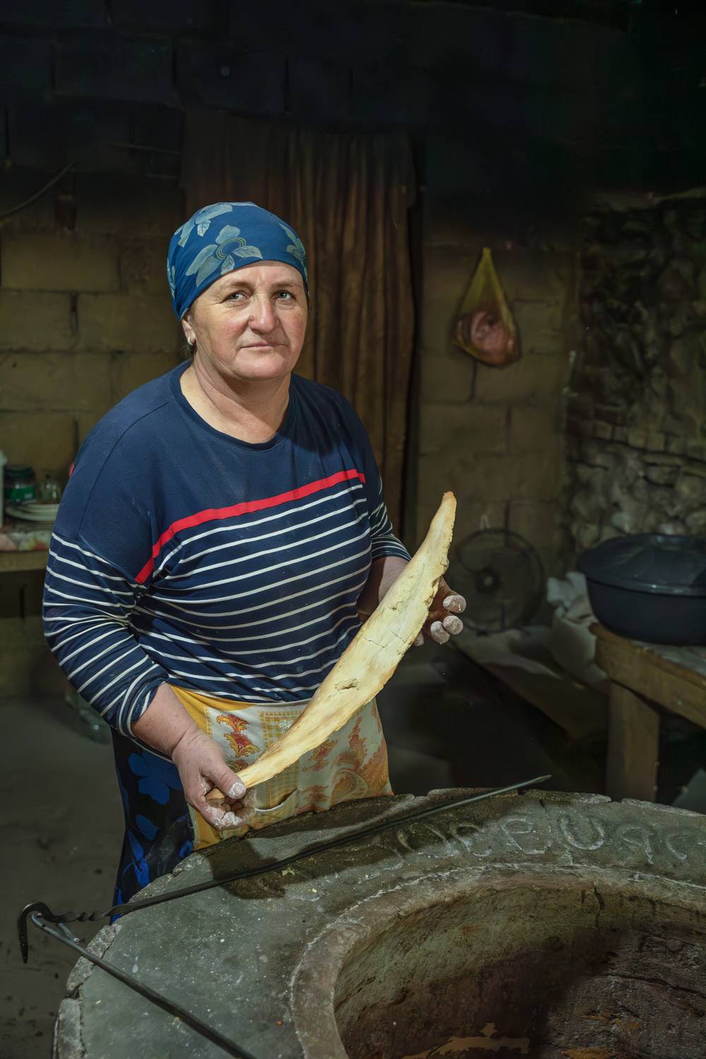 стрит фото, женщина, лаваш, печь., Горбачева Маментьева Татьяна