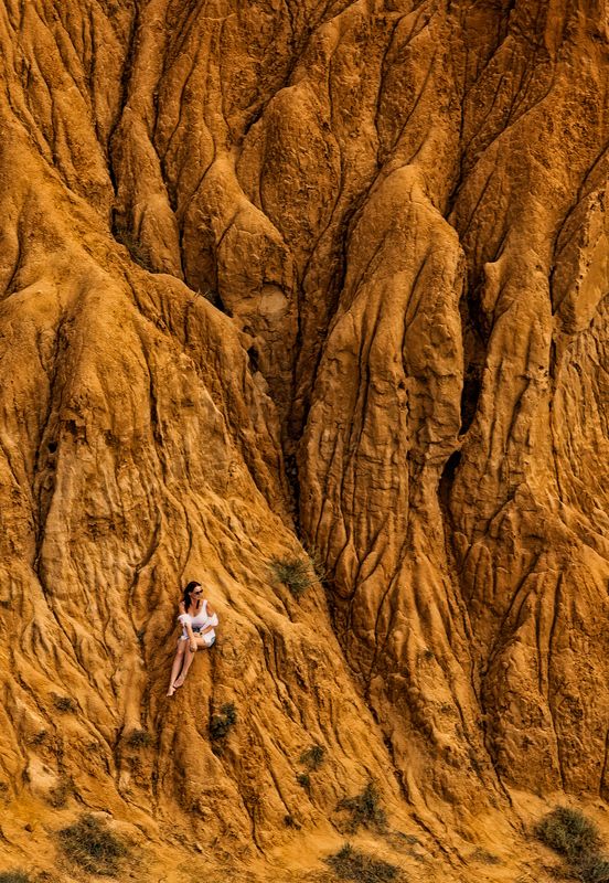 александровский грабен, волга, грабен, девушка, геология, Марс на Волге или у Александровского грабена.. фото превью