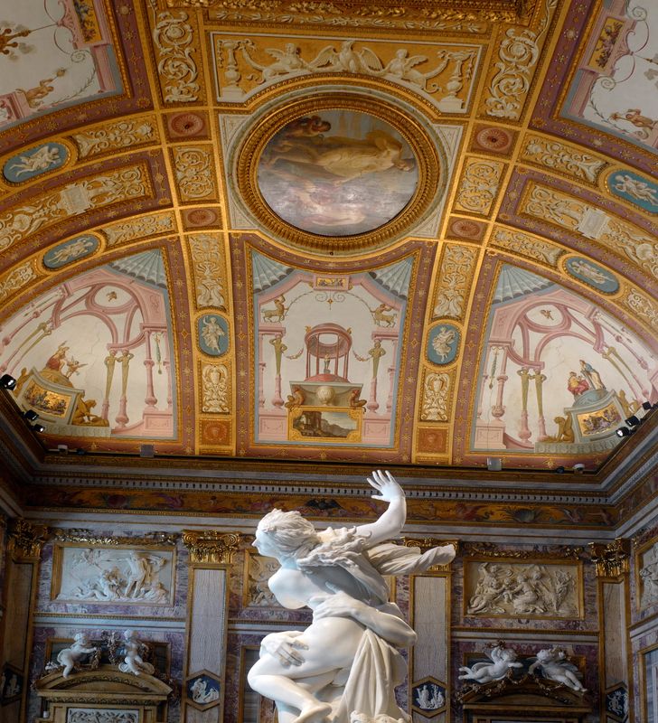 античное искуство Немного вечного еще фото превью