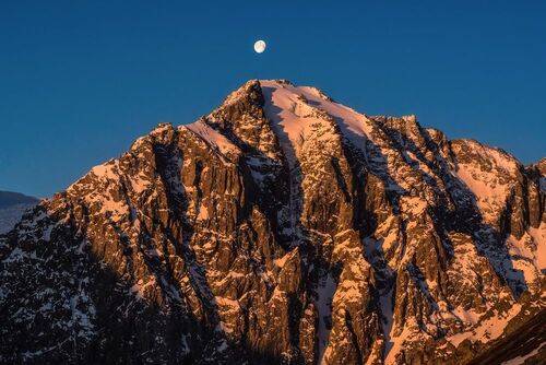 Караташ на рассвете