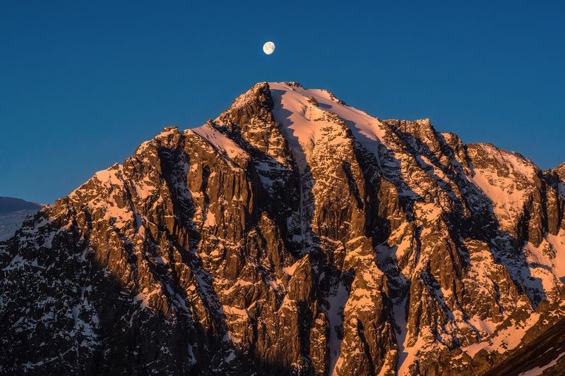 Караташ на рассвете фото превью