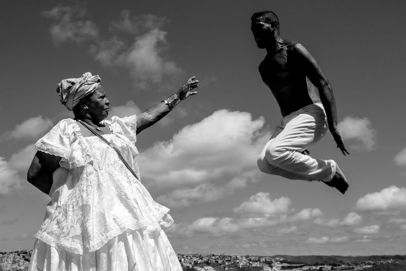 Levitation фото превью