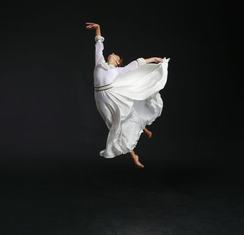 девушка, красивая, фигура, хореография, поза, гимнастика, гимнастка,балет, балерина, платье, гибкость, фотография, цвет, свет, грация Балет в эскизах. Анастасия фото превью