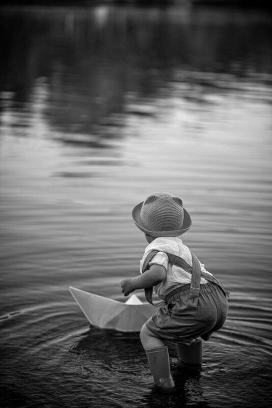 Бумажный кораблик  фото превью