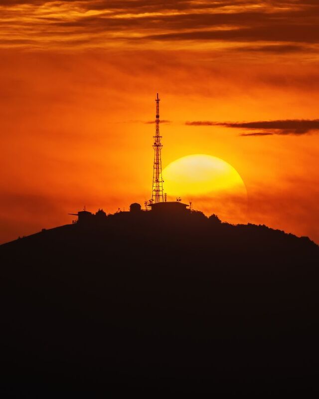 кавказ, горы, кавказские минеральные воды, пятигорск, гора, машук, солнце, закат, кмв, sun, sunset, солнце за горой, tower, tv tower Закат Солнца за макушку Машука фото превью