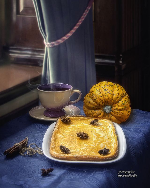 натюрморт, выпечка, еда, напитки, завтрак, творожно-тыквенная запеканка, десерт Творожно-тыквенная запеканка фото превью