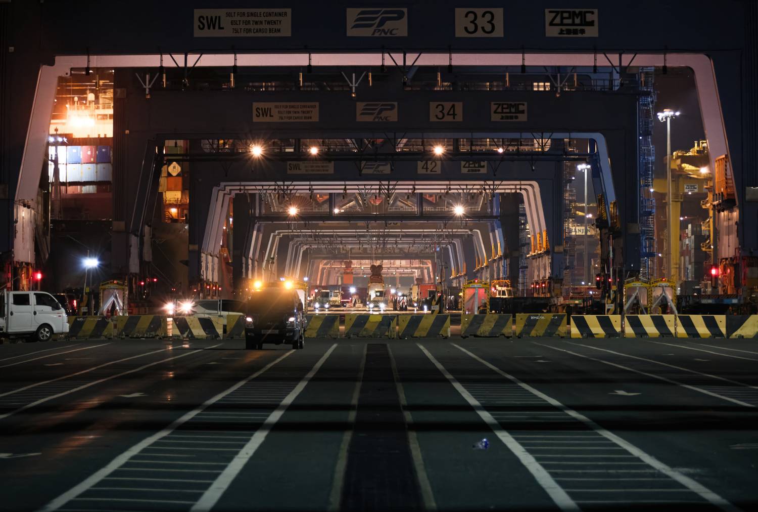 #Mode of transport #Transport #Truck #Commercial vehicle #Freight transport #Machine #Rolling #Highway #Shipping container #Cargo, Shpek Andrey