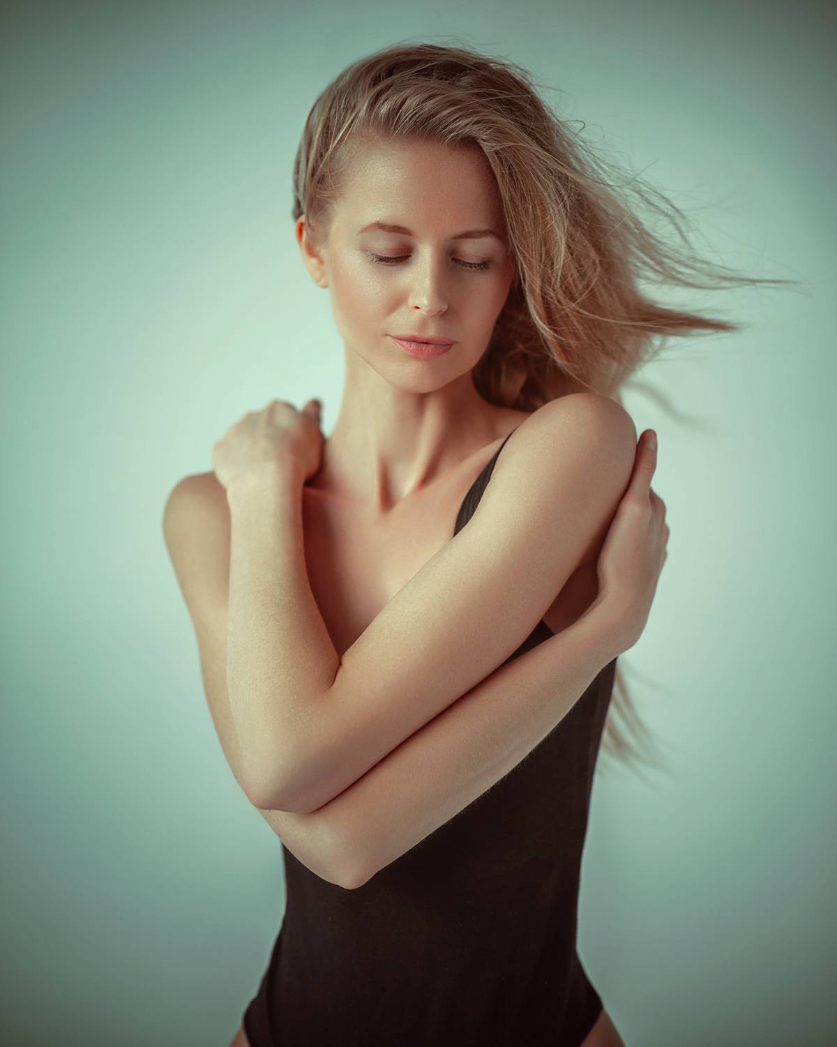 girl, model,hot, studio, portrait, black, light, young, summer, sexy, Frost Stanley
