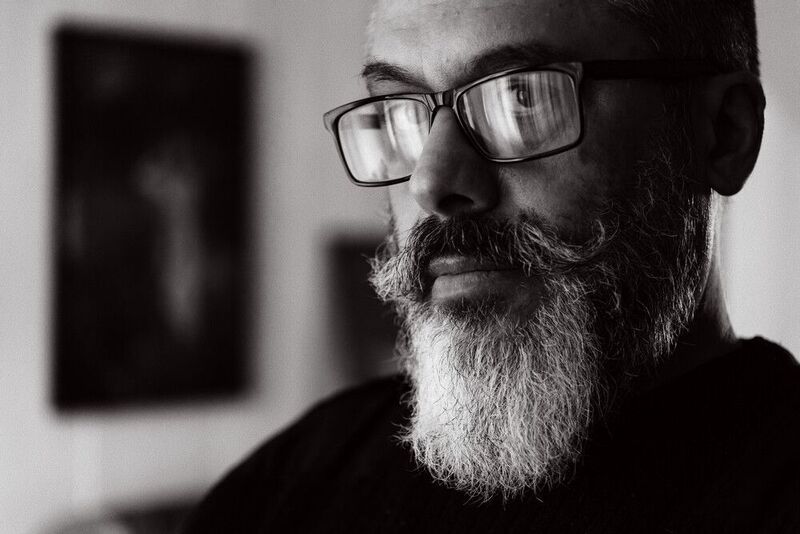 Автопортрет фото превью