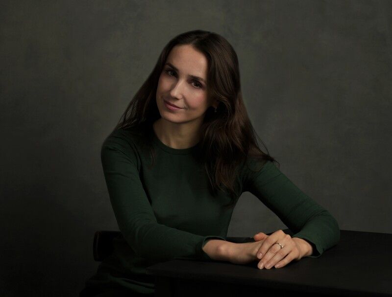 Молодая женщина, студия Оксана фото превью