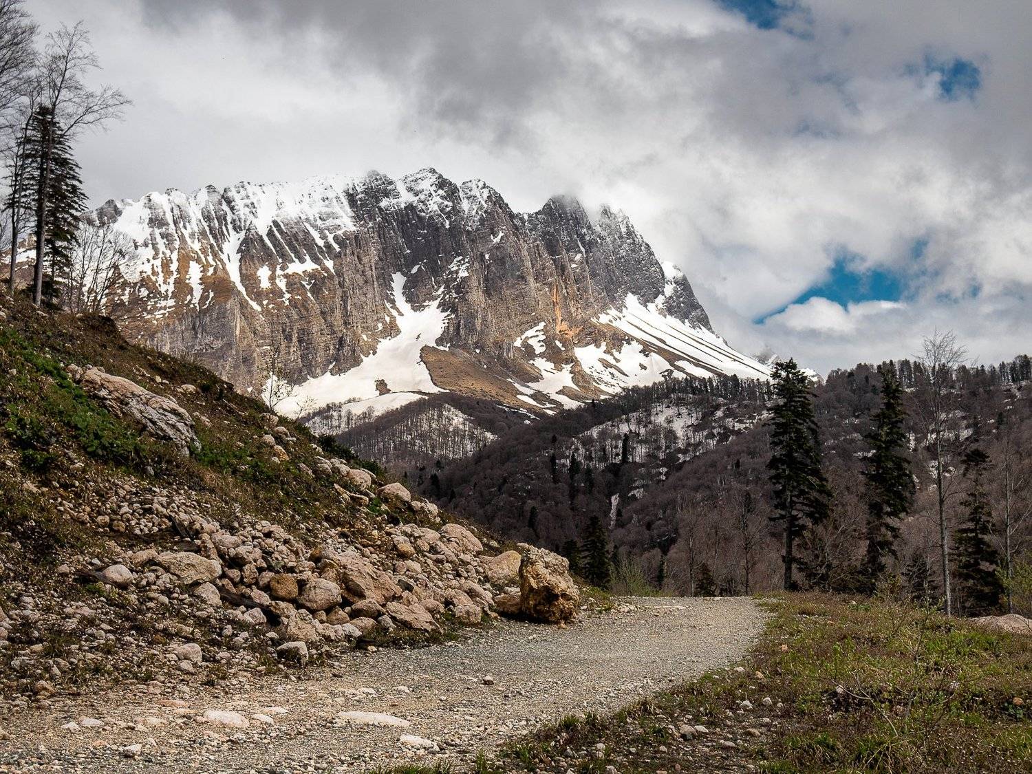 Водопадистый, Фишт, Евгений Никоненко